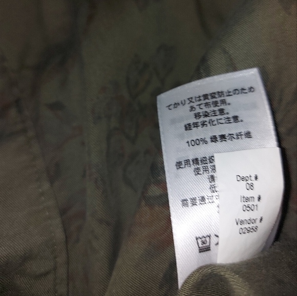 Eddie Bauer Women's Olive Green Top Cap Sleeves Lyocell - Picture 4 of 6